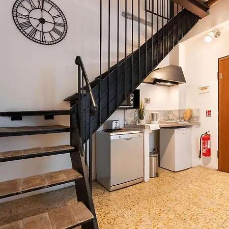 F1 - Santa Croce One Bedroom For Couples Apartment