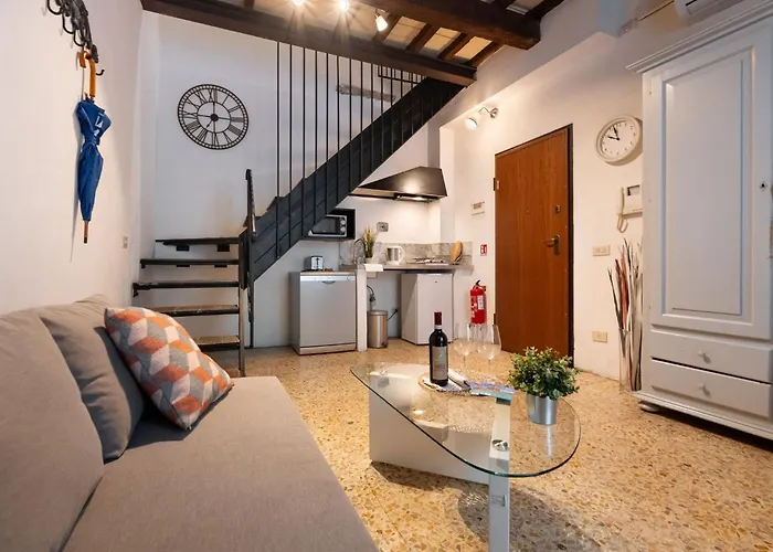 Keys Of Italy - F1 - Fiesolana 24 - Santa Croce One Bedroom For Couples
